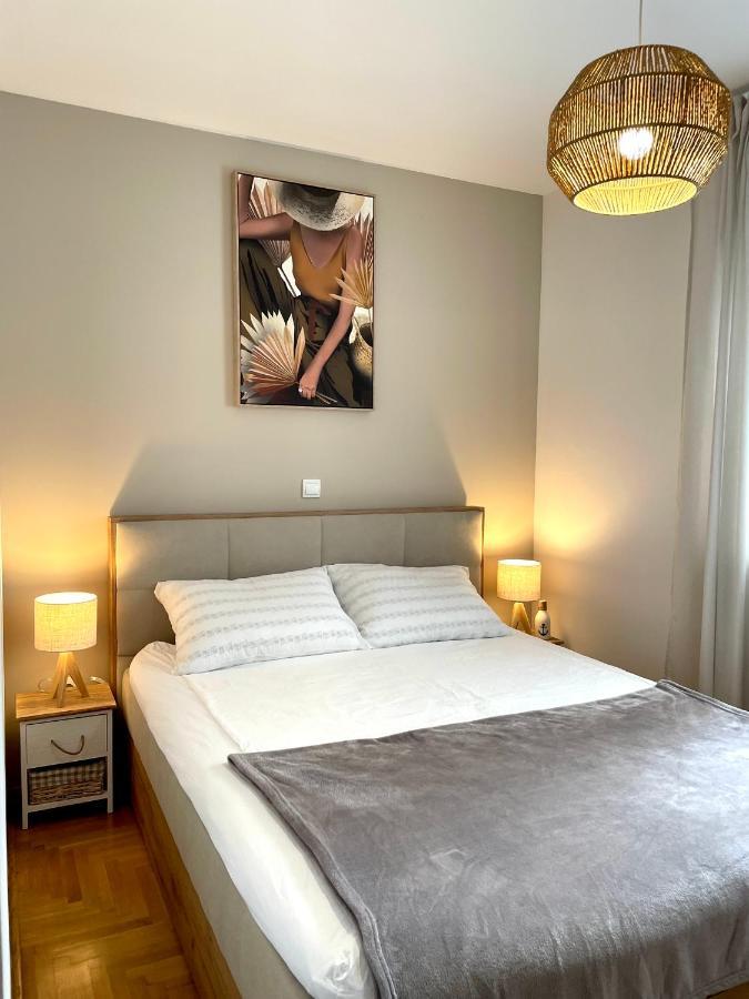 Apartment Dalmatino Baška Voda Esterno foto
