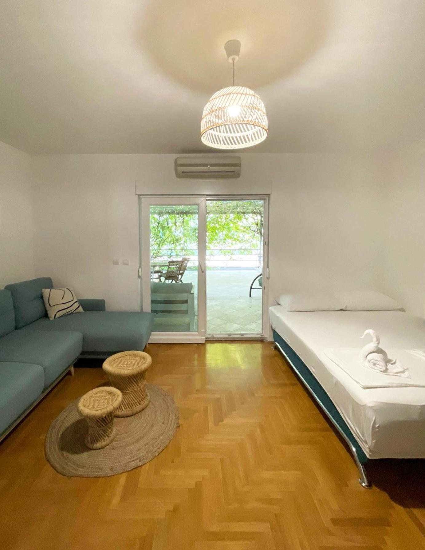 Apartment Dalmatino Baška Voda Esterno foto