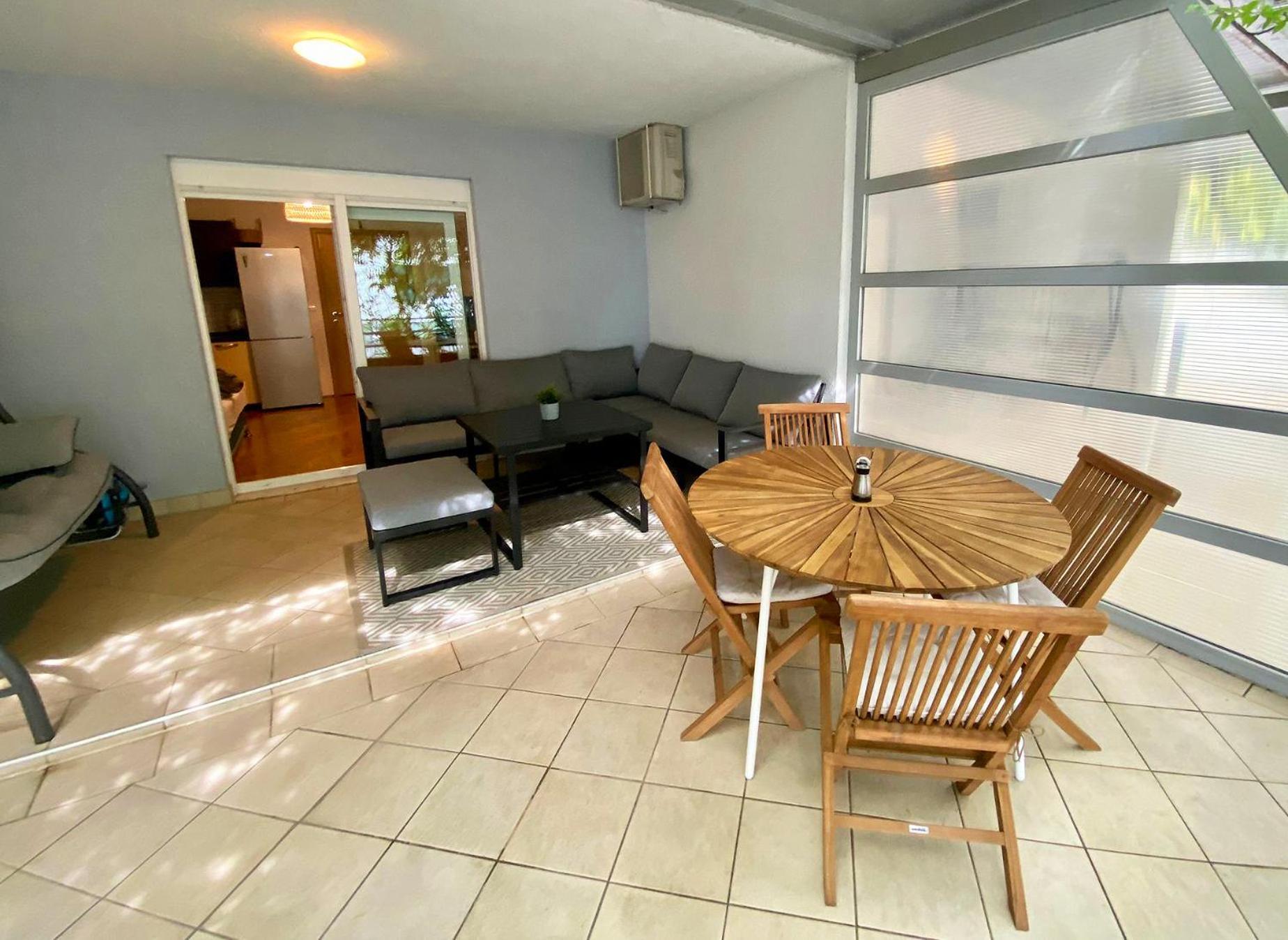 Apartment Dalmatino Baška Voda Esterno foto